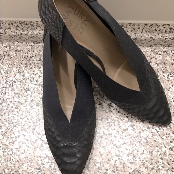 Naturalizer Shoes - Picture 4 of 8